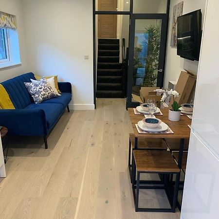 Two Bedroom Apartment - London Londres Exterior foto